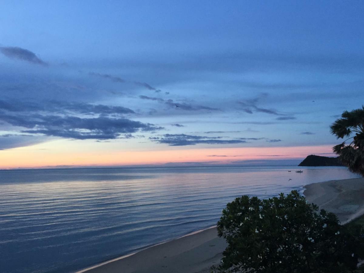 Huaplee Lazy Beach Pran Buri Extérieur photo