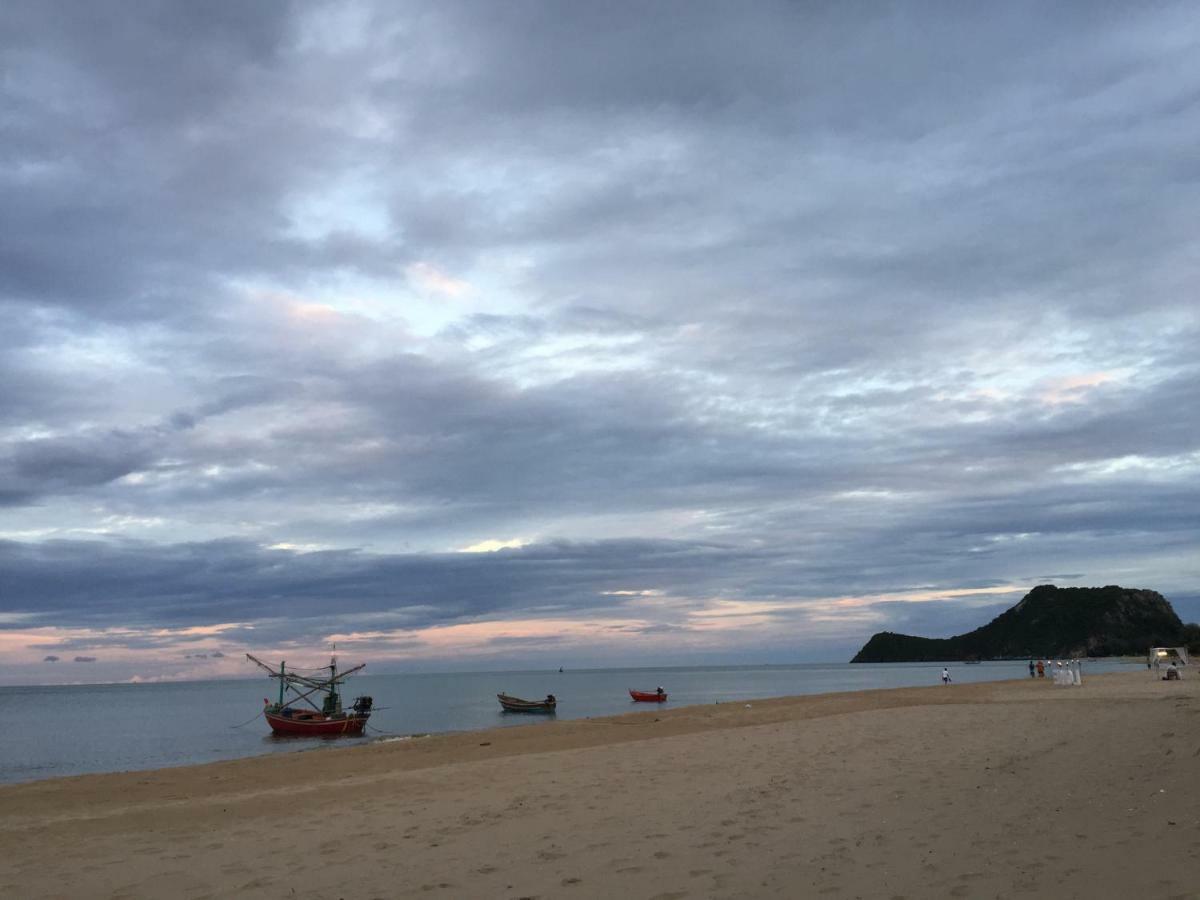 Huaplee Lazy Beach Pran Buri Extérieur photo